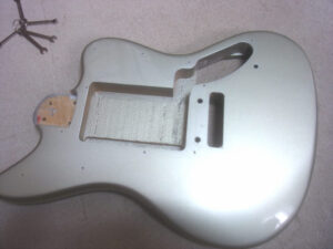 トレモロユニットを外したあと